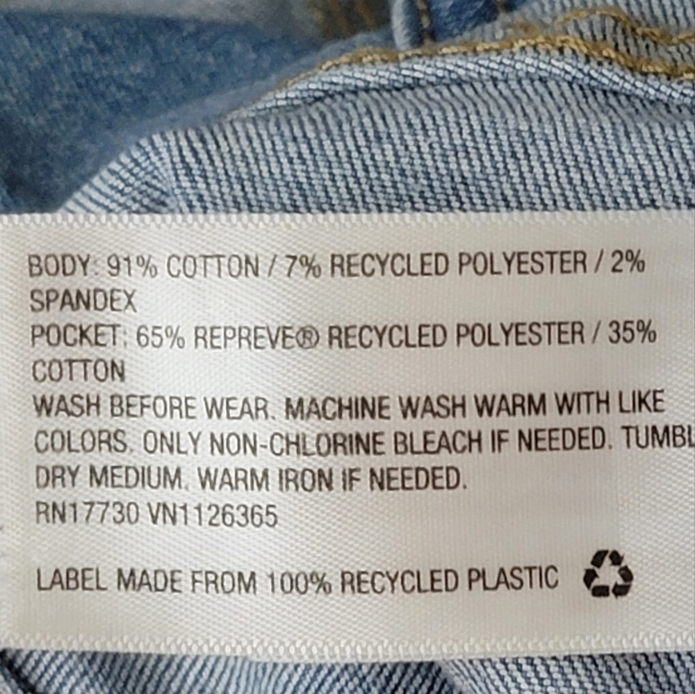 Universal Thread High Rise Button Fly Cuff Jeans … - image 7